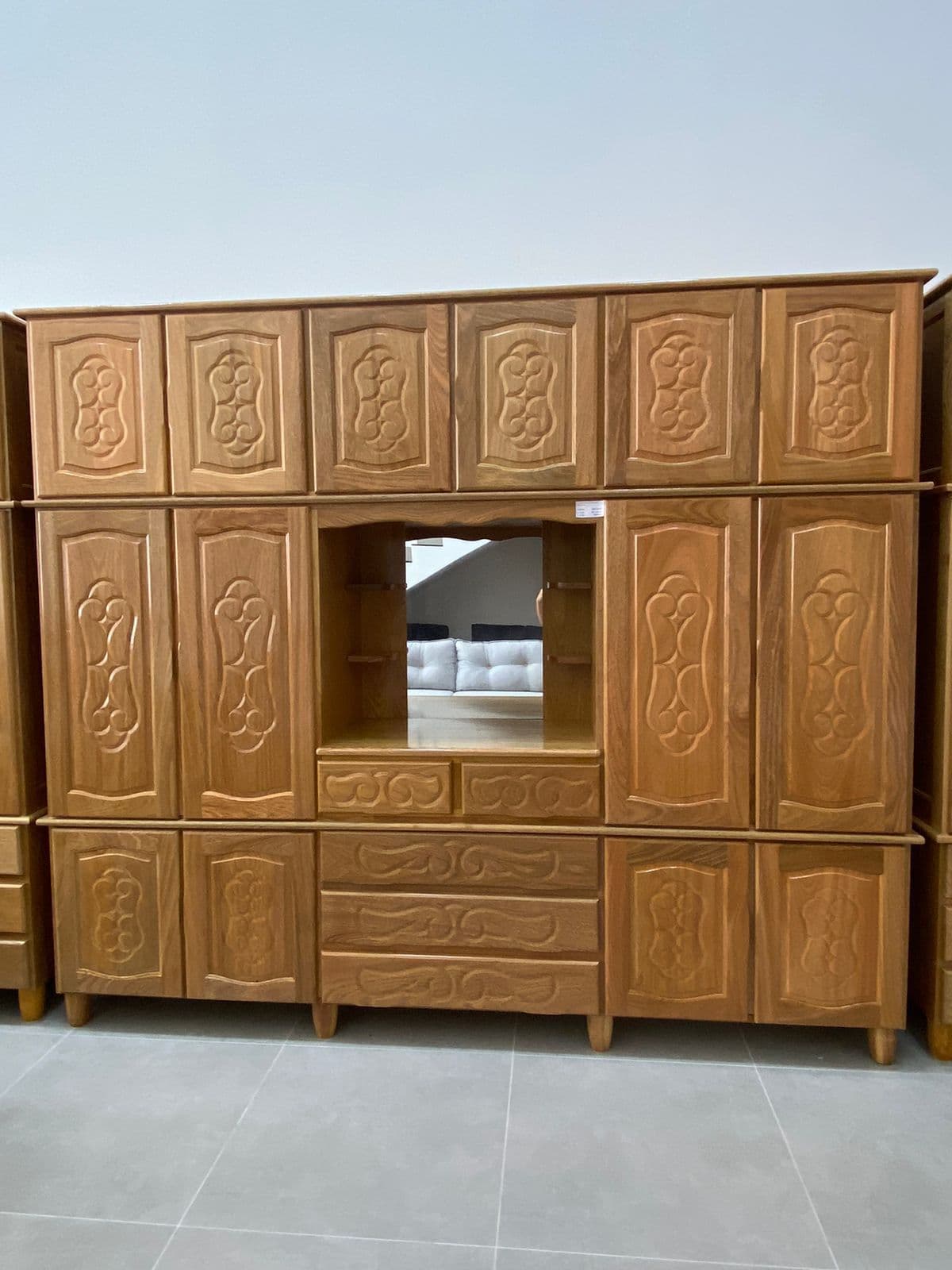 Guarda-roupa capelinha cerejeira